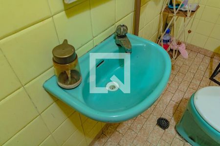 Casa à venda com 125m², 2 quartos e 2 vagasBanheiro