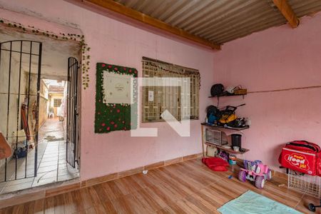 Casa à venda com 125m², 2 quartos e 2 vagasÁrea externa 