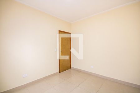 Quarto 1 de casa para alugar com 2 quartos, 80m² em Rochdale, Osasco
