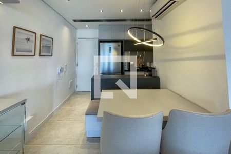 Sala  de apartamento para alugar com 2 quartos, 58m² em Pinheiros, São Paulo