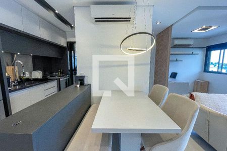 Sala de apartamento para alugar com 2 quartos, 58m² em Pinheiros, São Paulo