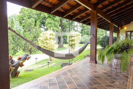 Casa à venda com 7870m², 5 quartos e 5 vagas Casa à venda com 7870m², 5 quartos e 5 vagasÁrea comum