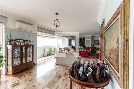 Apartamento à venda com 295m², 3 quartos e 2 vagas Apartamento à venda com 295m², 3 quartos e 2 vagasSala