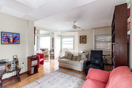 Apartamento à venda com 295m², 3 quartos e 2 vagas Apartamento à venda com 295m², 3 quartos e 2 vagasSala de Televisão