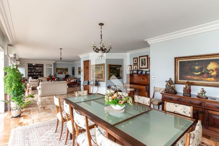 Apartamento à venda com 295m², 3 quartos e 2 vagas Apartamento à venda com 295m², 3 quartos e 2 vagasSala de Jantar