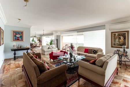 Apartamento à venda com 295m², 3 quartos e 2 vagas Apartamento à venda com 295m², 3 quartos e 2 vagasSala