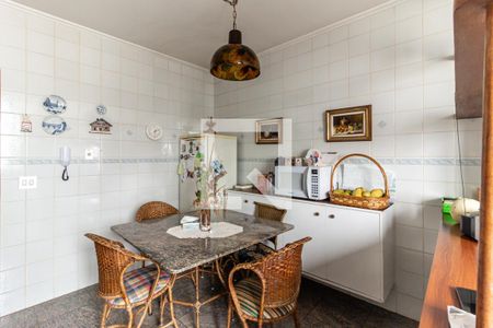 Apartamento à venda com 295m², 3 quartos e 2 vagas Apartamento à venda com 295m², 3 quartos e 2 vagasCozinha