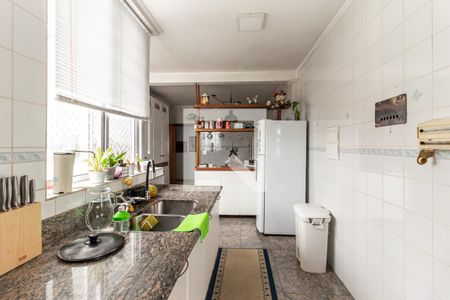 Apartamento à venda com 295m², 3 quartos e 2 vagas Apartamento à venda com 295m², 3 quartos e 2 vagasCozinha