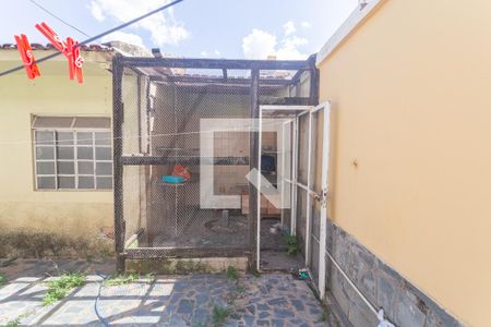 Casa à venda com 210m², 3 quartos e 2 vagasCasa dos Fundos