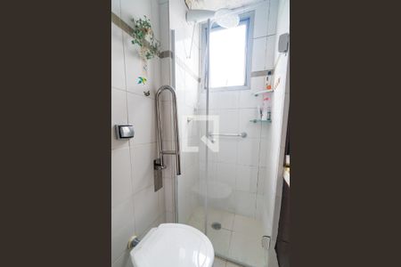 Apartamento à venda com 58m², 2 quartos e 1 vagaBanheiro Detalhe