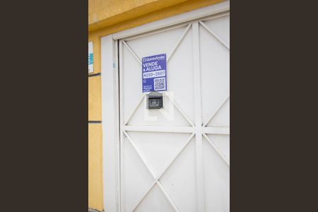 Casa à venda com 134m², 4 quartos e 2 vagas Casa à venda com 134m², 4 quartos e 2 vagasPlaca