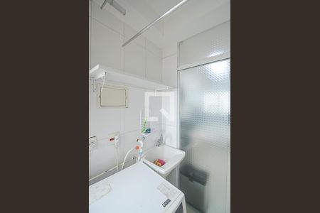 Apartamento à venda com 107m², 3 quartos e 2 vagas Apartamento à venda com 107m², 3 quartos e 2 vagasÁrea de Serviço
