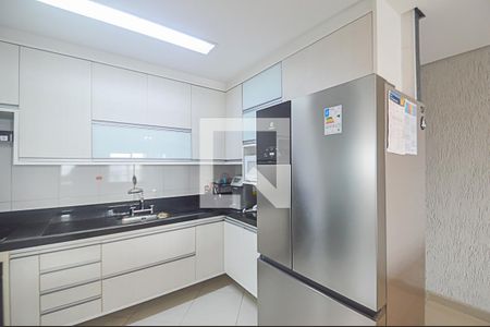 Apartamento à venda com 107m², 3 quartos e 2 vagas Apartamento à venda com 107m², 3 quartos e 2 vagasCozinha