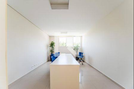 Apartamento à venda com 107m², 3 quartos e 2 vagas Apartamento à venda com 107m², 3 quartos e 2 vagasEscritório