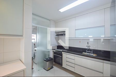 Apartamento à venda com 107m², 3 quartos e 2 vagas Apartamento à venda com 107m², 3 quartos e 2 vagasCozinha