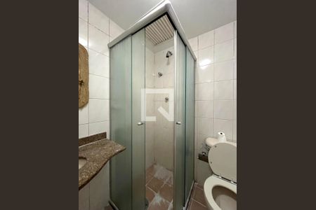 Apartamento à venda com 75m², 3 quartos e 2 vagasBanheiro