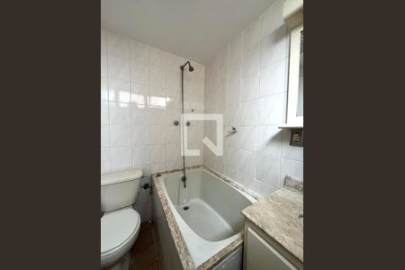 Apartamento à venda com 75m², 3 quartos e 2 vagasBanheiro do Quarto