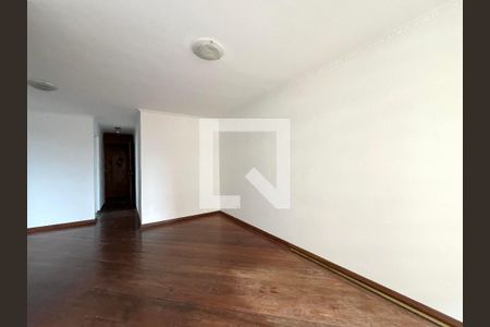 Apartamento à venda com 75m², 3 quartos e 2 vagasSala