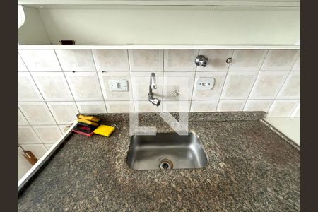 Apartamento à venda com 75m², 3 quartos e 2 vagasCozinha