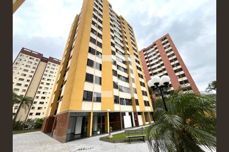 Apartamento à venda com 75m², 3 quartos e 2 vagasFachada