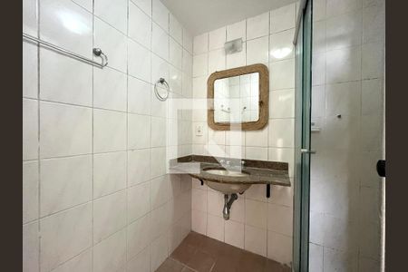 Apartamento à venda com 75m², 3 quartos e 2 vagasBanheiro