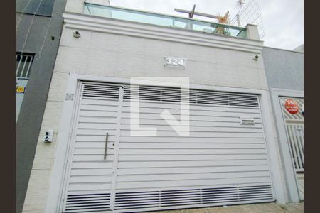 Casa à venda com 175m², 3 quartos e 4 vagasFachada