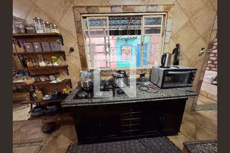 Casa à venda com 350m², 4 quartos e 3 vagas Casa à venda com 350m², 4 quartos e 3 vagasCozinha