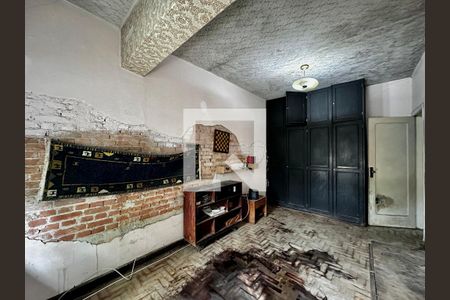 Casa à venda com 325m², 3 quartos e 1 vagaQuarto 1