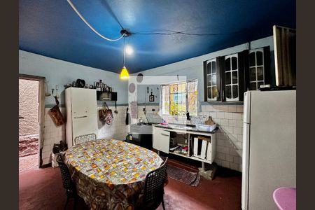 Casa à venda com 325m², 3 quartos e 1 vagaCozinha