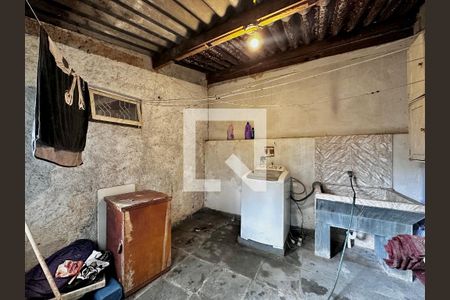 Casa à venda com 325m², 3 quartos e 1 vagaÁrea de Serviço