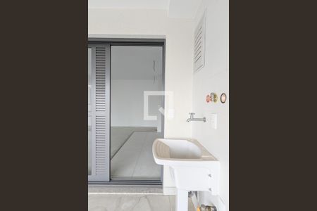 Apartamento à venda com 77m², 2 quartos e 1 vagaÁrea de serviço