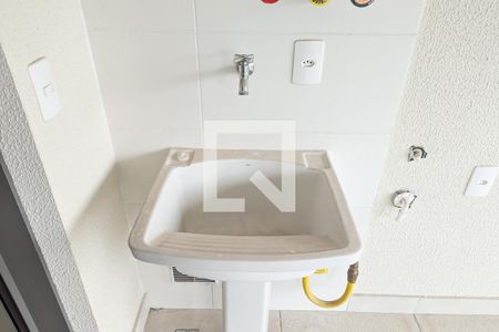 Apartamento à venda com 77m², 2 quartos e 1 vagaÁrea de serviço