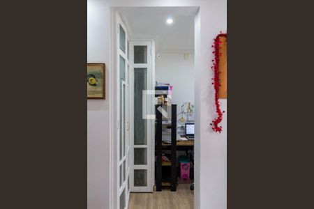 Apartamento à venda com 120m², 3 quartos e 2 vagasEscritório