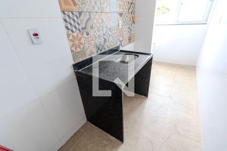 Apartamento para alugar com 45m², 2 quartos e 1 vaga Apartamento para alugar com 45m², 2 quartos e 1 vagaCozinha e Área de Serviço