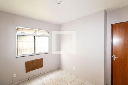 Quarto 1 de apartamento para alugar com 2 quartos, 45m² em Paciência, Rio de Janeiro
