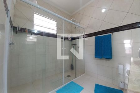 Casa à venda com 256m², 3 quartos e 4 vagasBanheiro da Suíte
