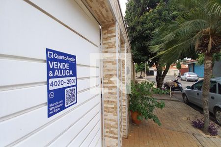 Casa à venda com 256m², 3 quartos e 4 vagasPlaca Instalada