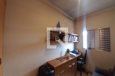 Casa à venda com 256m², 3 quartos e 4 vagasQuarto 1