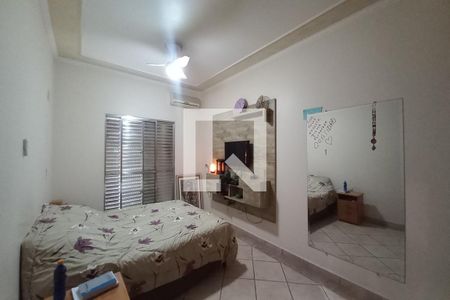 Casa à venda com 256m², 3 quartos e 4 vagasQuarto 3 - Suíte