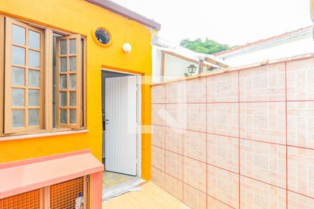Casa para alugar com 105m², 2 quartos e 1 vaga Casa para alugar com 105m², 2 quartos e 1 vagaQuintal