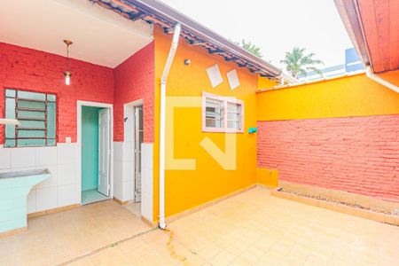 Casa para alugar com 105m², 2 quartos e 1 vaga Casa para alugar com 105m², 2 quartos e 1 vagaQuintal