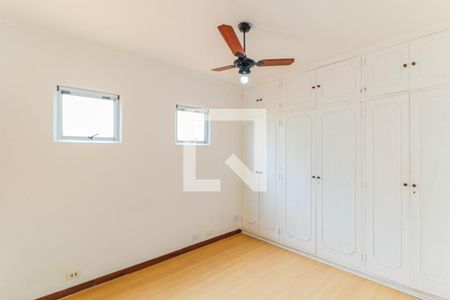 Quarto 1 de casa para alugar com 2 quartos, 105m² em Chácara Santo Antônio (zona Sul), São Paulo