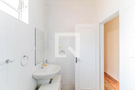 Casa para alugar com 105m², 2 quartos e 1 vaga Casa para alugar com 105m², 2 quartos e 1 vagaBanheiro