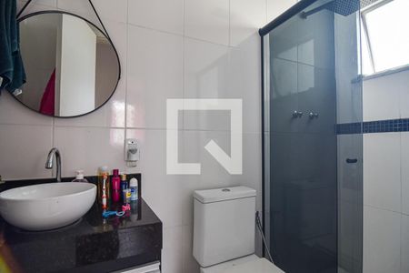 Banheiro de apartamento para alugar com 2 quartos, 55m² em Fonseca, Niterói