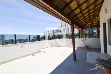 Apartamento à venda com 135m², 3 quartos e 2 vagasArea privativa
