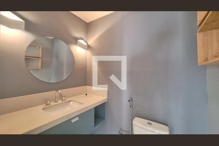 Lavabo de apartamento para alugar com 1 quarto, 67m² em Parque Industrial Tomas Edson, São Paulo