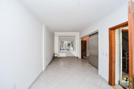 Sala de apartamento para alugar com 2 quartos, 130m² em Auxiliadora, Porto Alegre