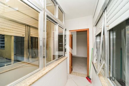 Apartamento para alugar com 130m², 2 quartos e sem vagaÁrea de Serviço