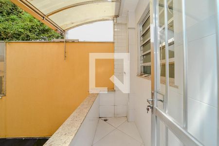 Apartamento para alugar com 130m², 2 quartos e sem vagaSacada da Suíte