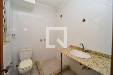 Apartamento para alugar com 130m², 2 quartos e sem vagaBanheiro da Suíte